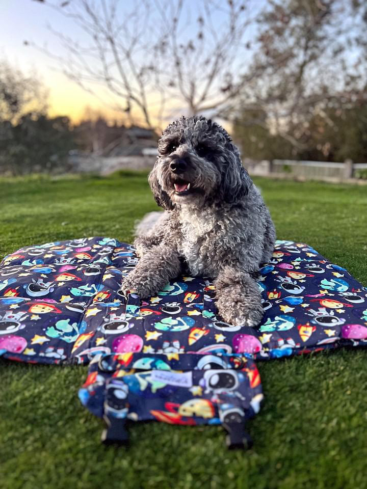 Travel Mat; Heavenly Kiss || Out Of This World