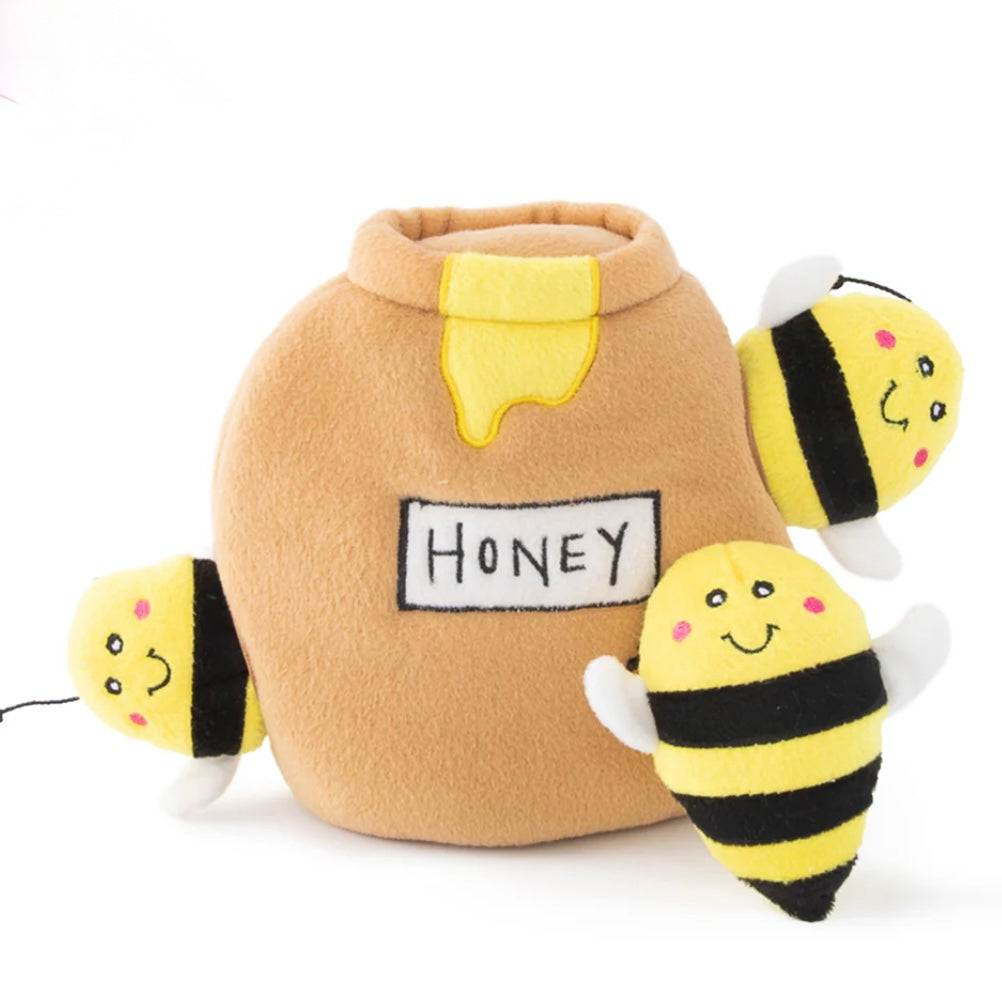 Bee Hive Burrow Toy || Zippy Paws