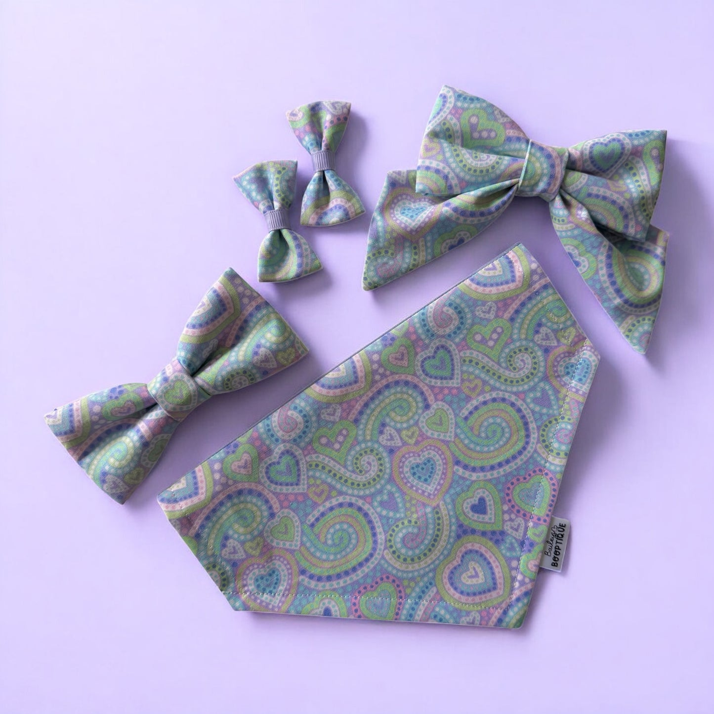 Sweetheart Swirl Collar Bows