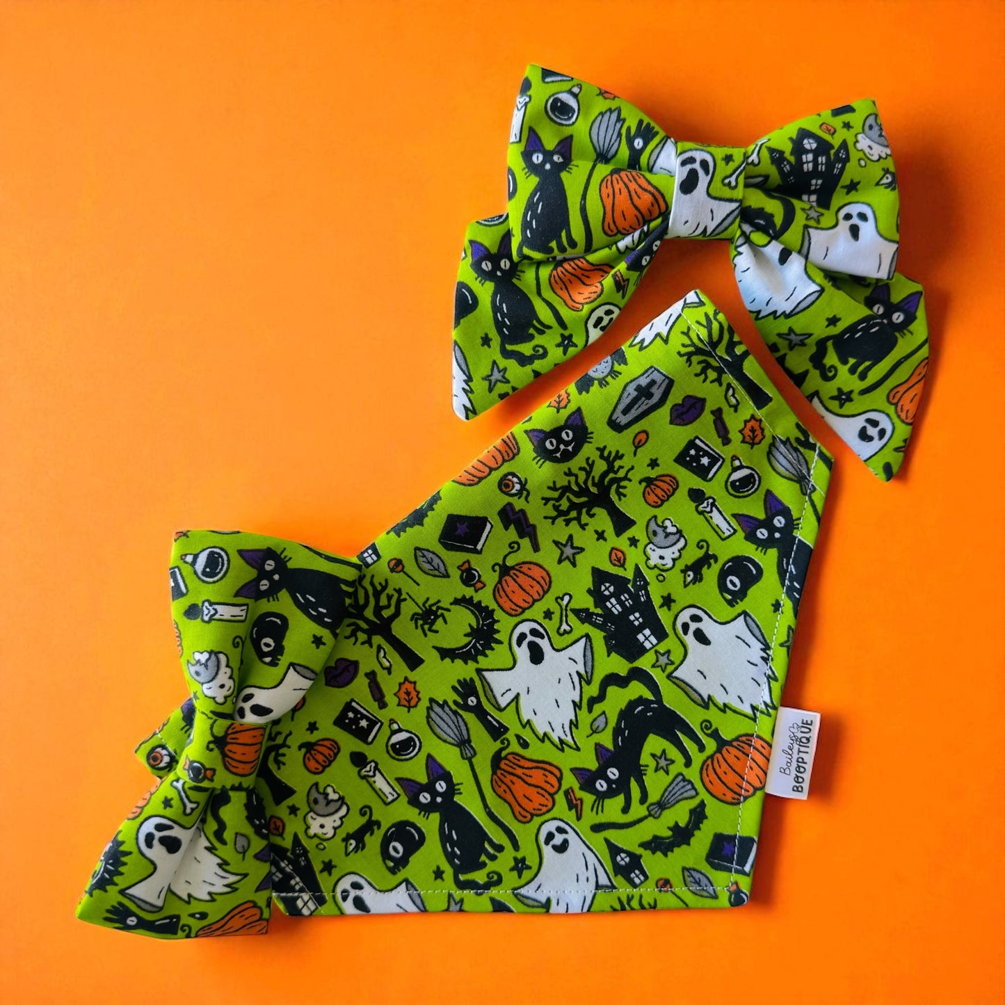 Green Ghosty's Collar Bows