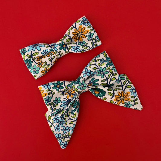 Bouquet Bliss Collar Bows