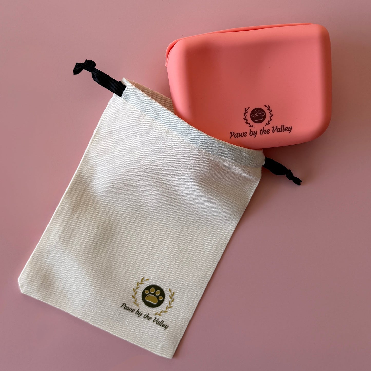 Silicone Dog Treat Pouch | Clip-On