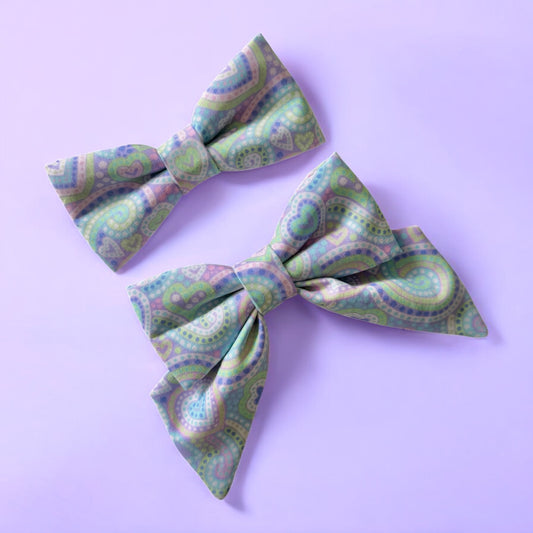Sweetheart Swirl Collar Bows