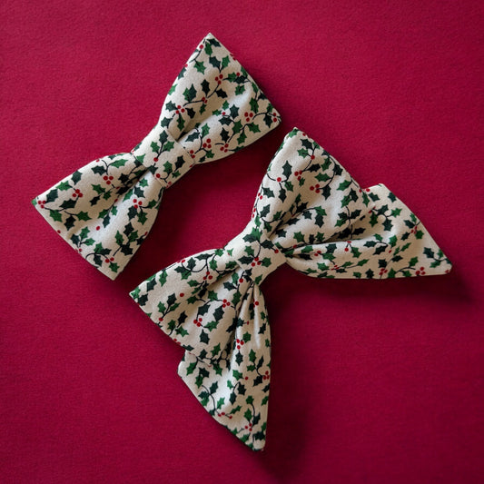 Happy Holly-days Collar Bows